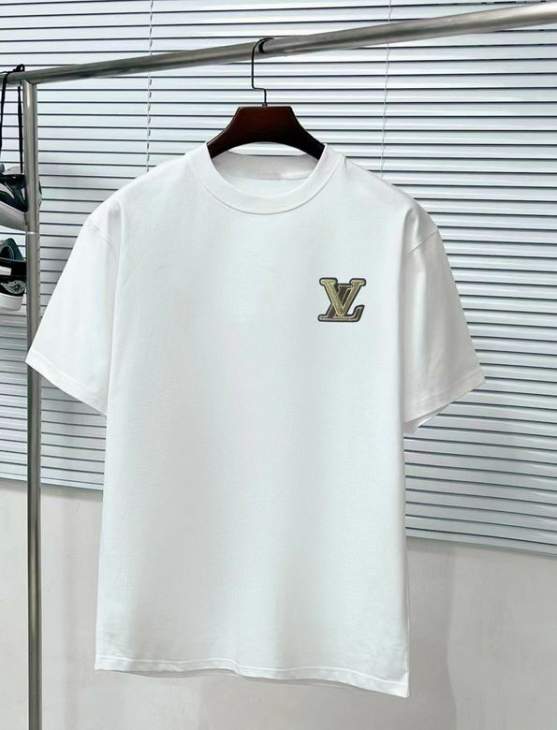 Picture of Louis Vuitton T Shirts Short _SKULVS-XXL11Ln1147173